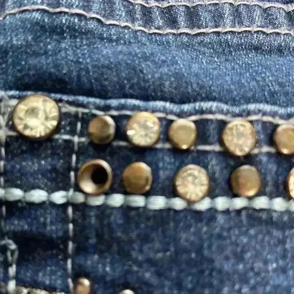 LUXE Blue Jeans - Picture 6 of 7